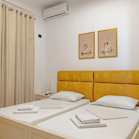 Sunny Apts Sarandë Buitenkant foto