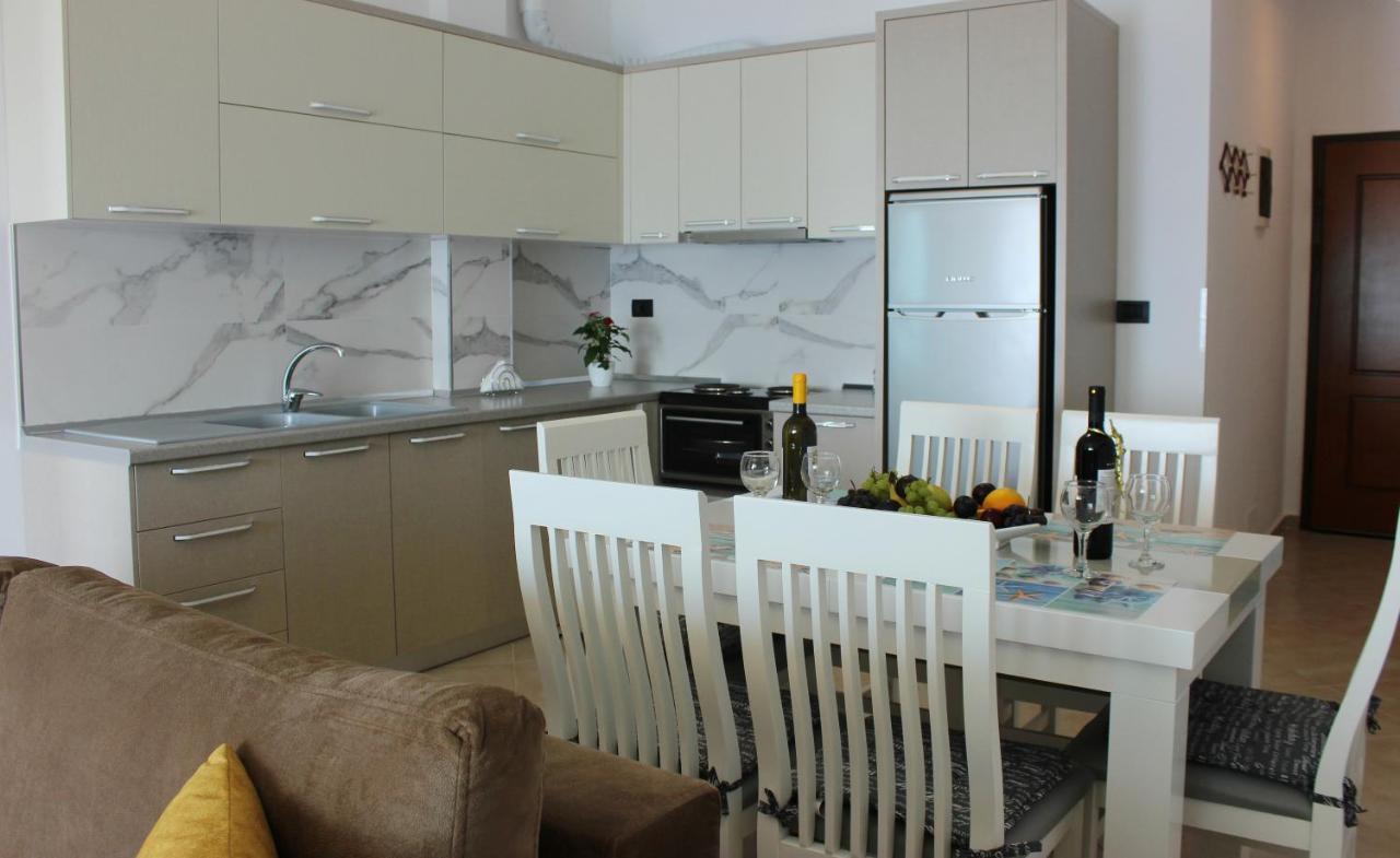 Sunny Apts Appartement Sarandë Buitenkant foto