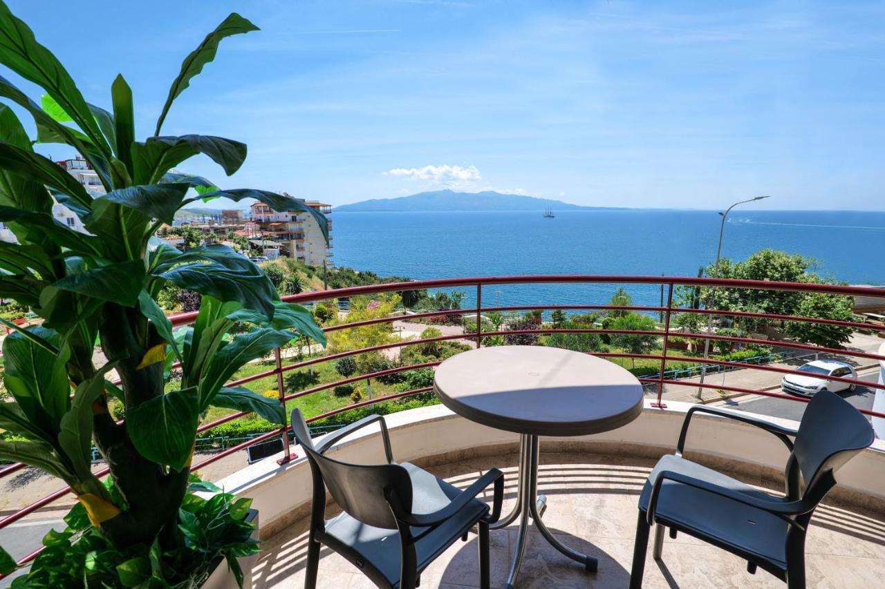 Sunny Apts Sarandë Buitenkant foto
