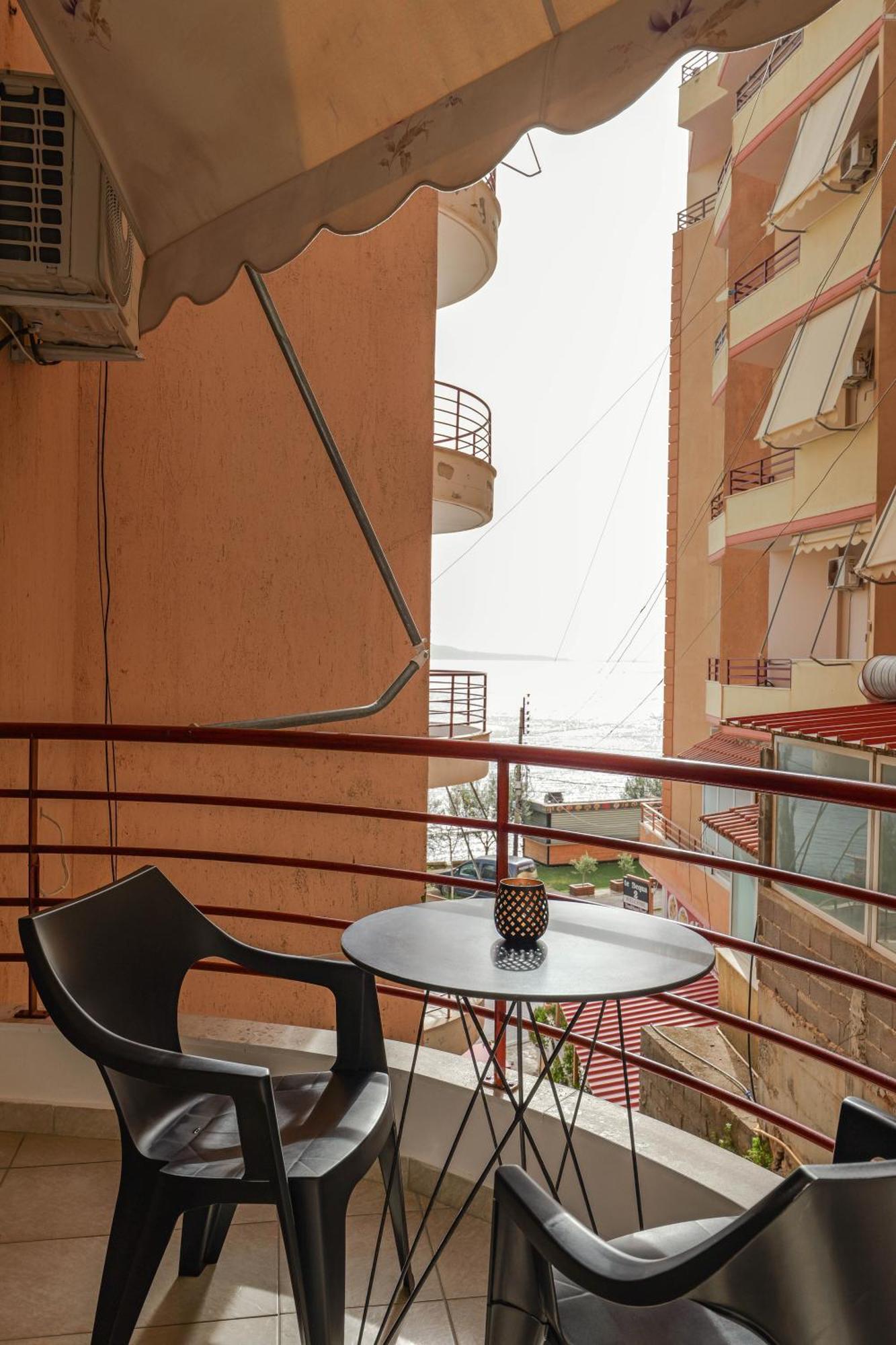 Sunny Apts Sarandë Buitenkant foto