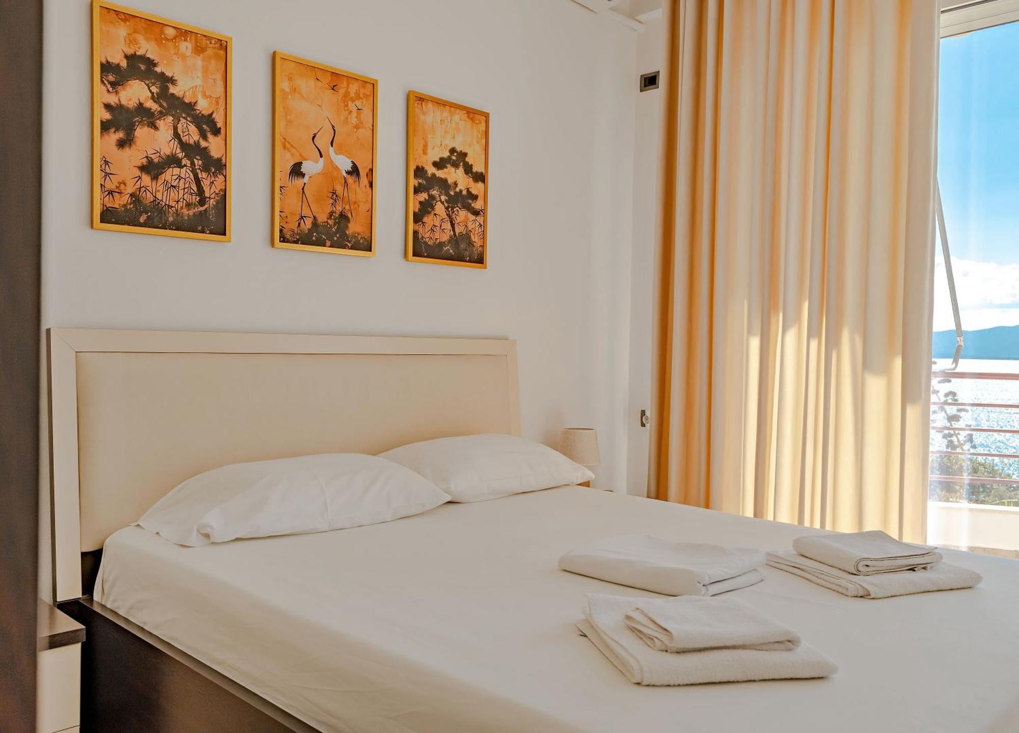 Sunny Apts Sarandë Buitenkant foto